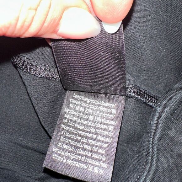 PINK Victoria's Secret Yoga (XS) Black Leggings with Ombre Rainbow Pattern Logo - Picture 4 of 4